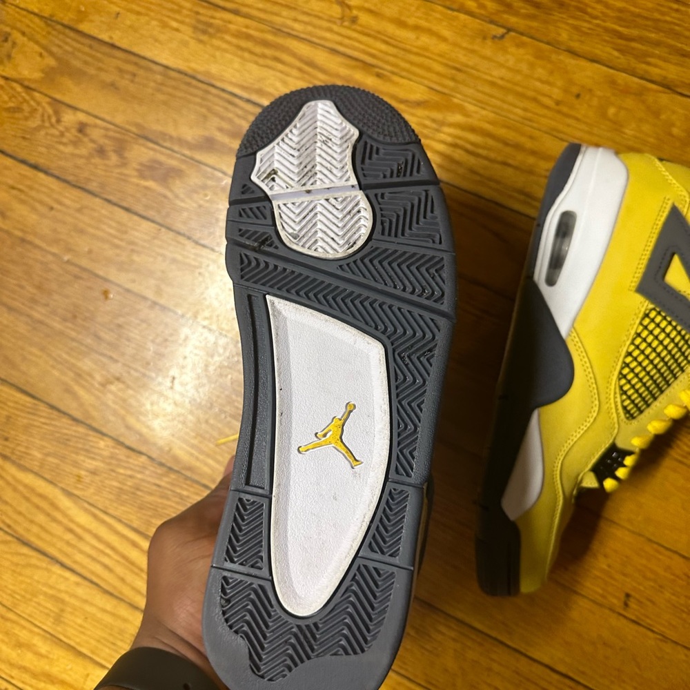 Air Jordan Lighting 4s